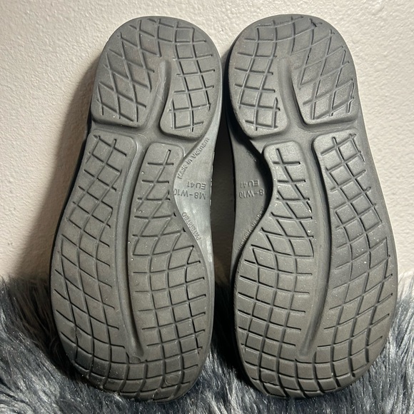 Oofos OOcloog Leopard Slip On Mules Clogs Recovery Comfort Leopard Print Sz 10 - Picture 7 of 8